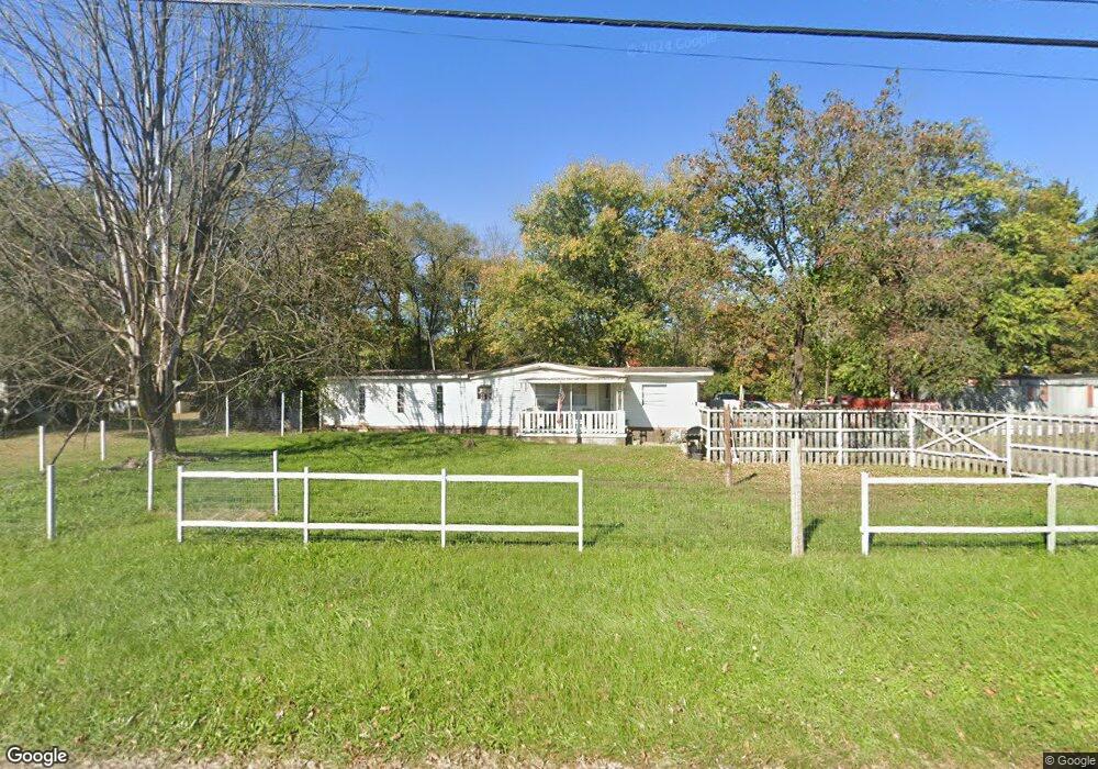 10670 Winchester Ave, Bunker Hill, WV 25413 - photo 1