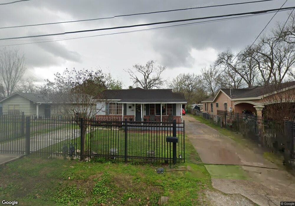 244 Dipping Ln, Houston, TX 77076 - photo 1