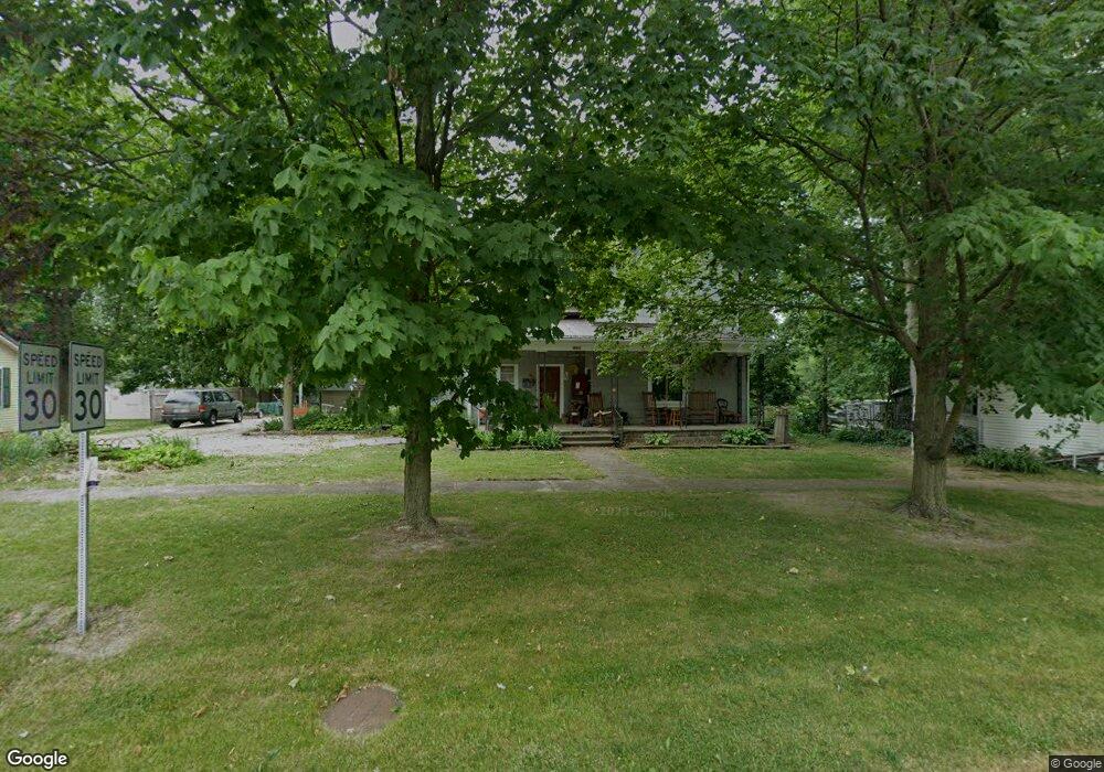 401 S Franklin St, Mentone, IN 46539 - photo 1