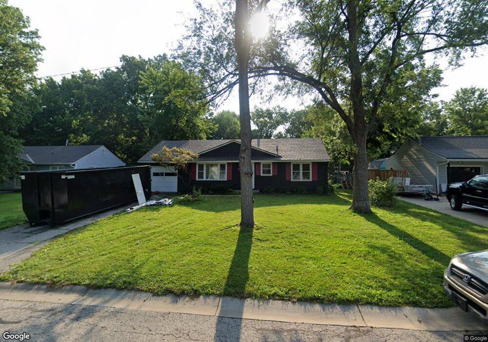 6633 Switzer St, Shawnee, KS 66203 - photo 1