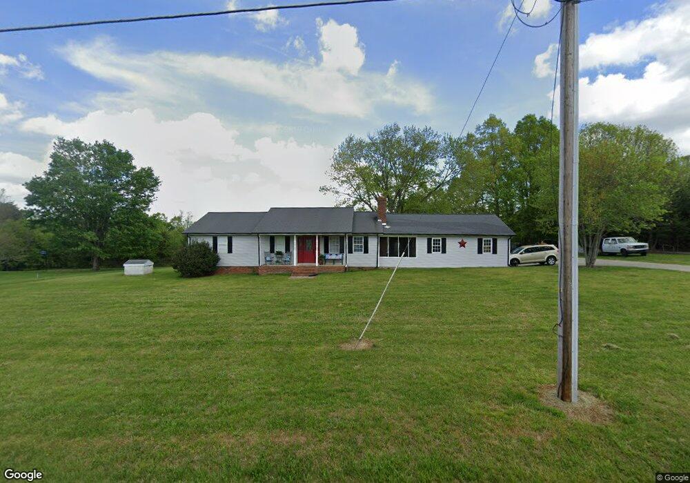 581 Barry Oak Rd, Statesville, NC 28625 - photo 1