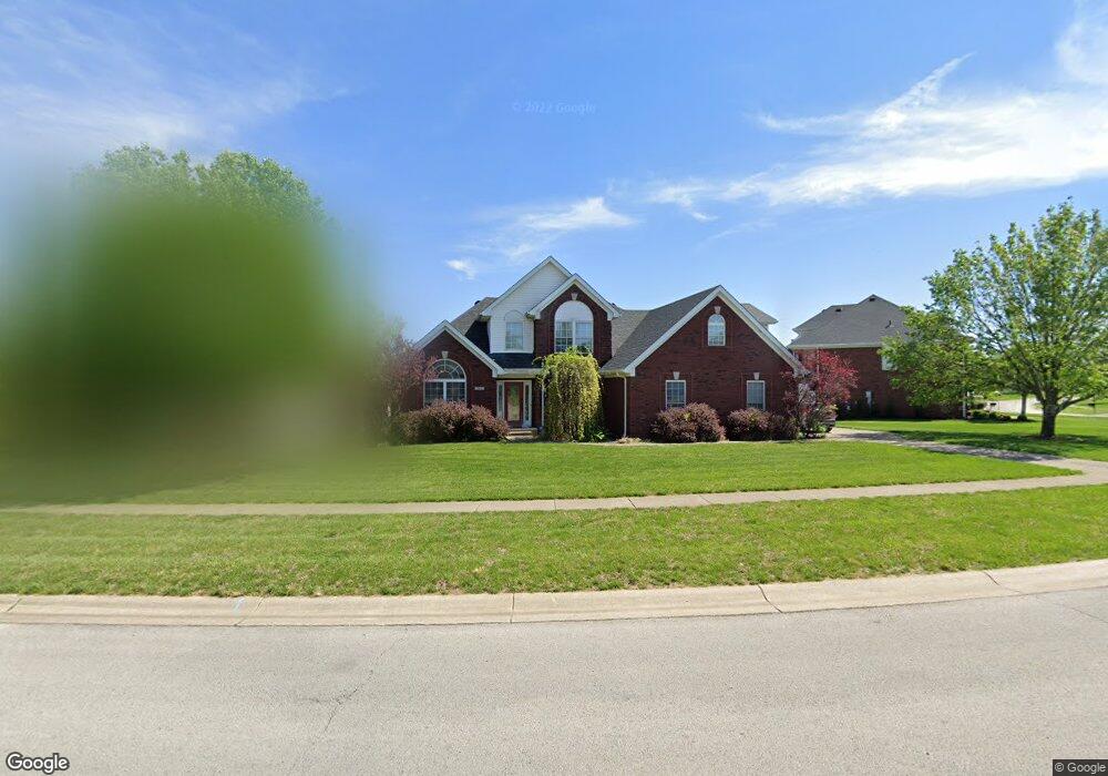 7317 Apple Mill Dr, Louisville, KY 40228 - photo 1