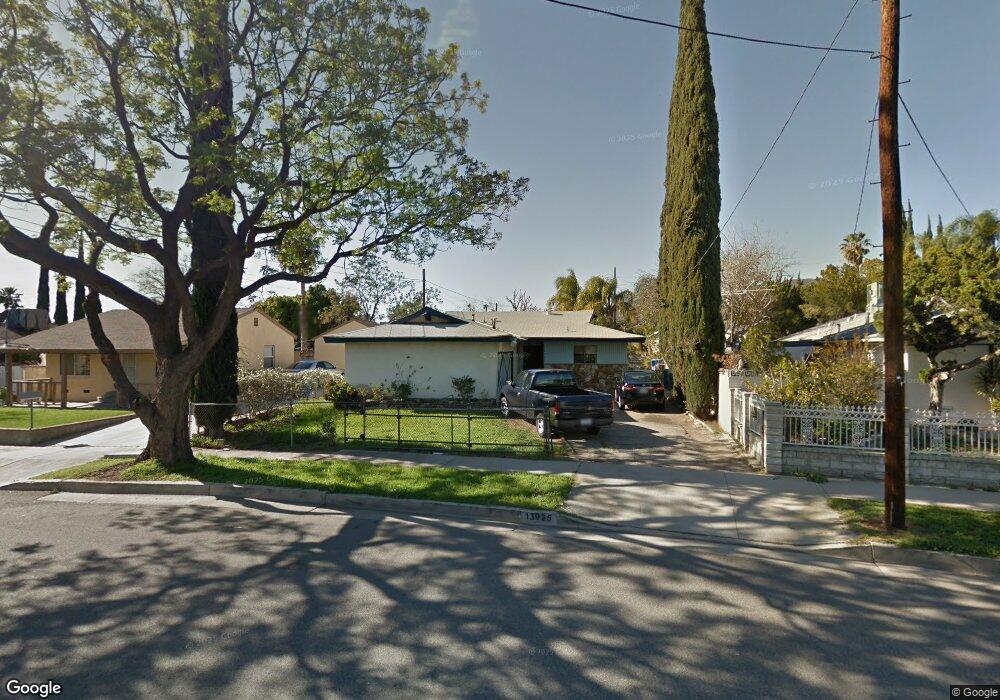 13925 Aztec St, Sylmar, CA 91342 - photo 1