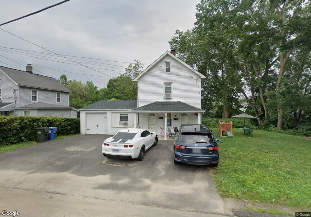 3 Auburn St unit 2, Danbury, CT 06810 - photo 1