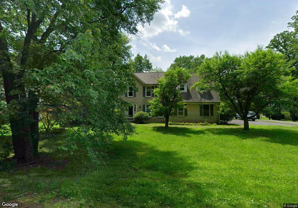 10725 Kelley Dr, Fairfax, VA 22030 - photo 1