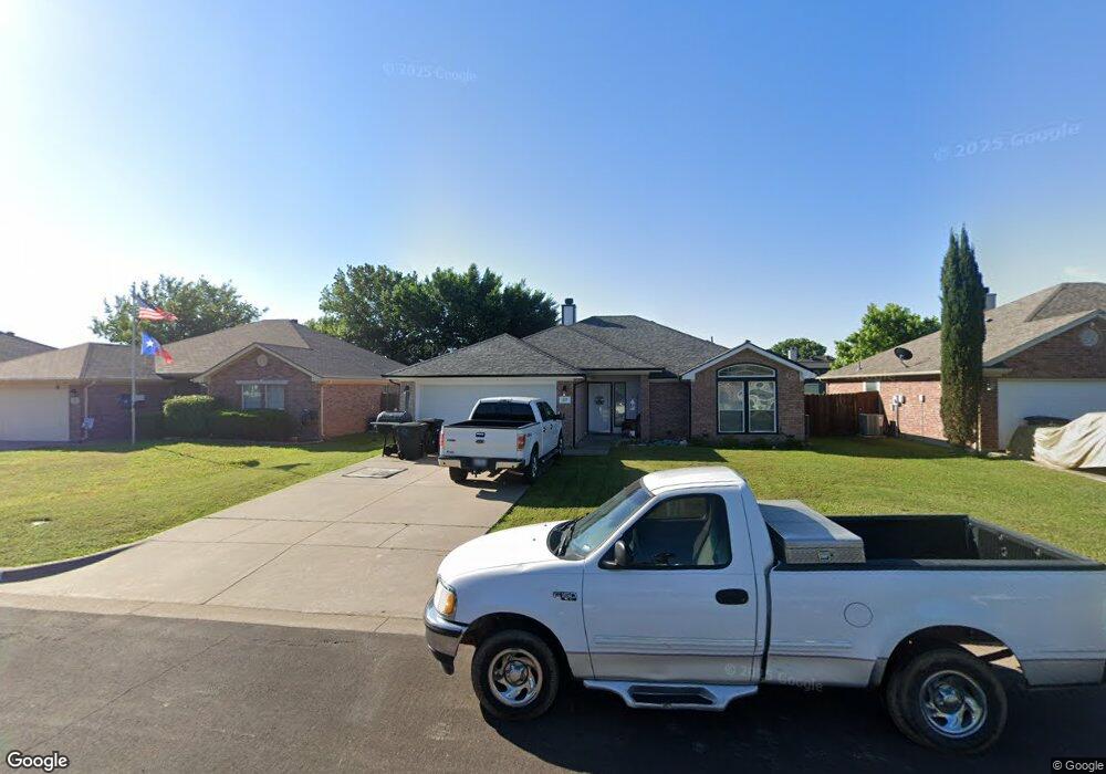 217 Preston Dr, Cleburne, TX 76033 - photo 1