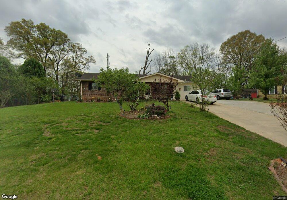 314 Flora Dr SW, Calhoun, GA 30701 - photo 1