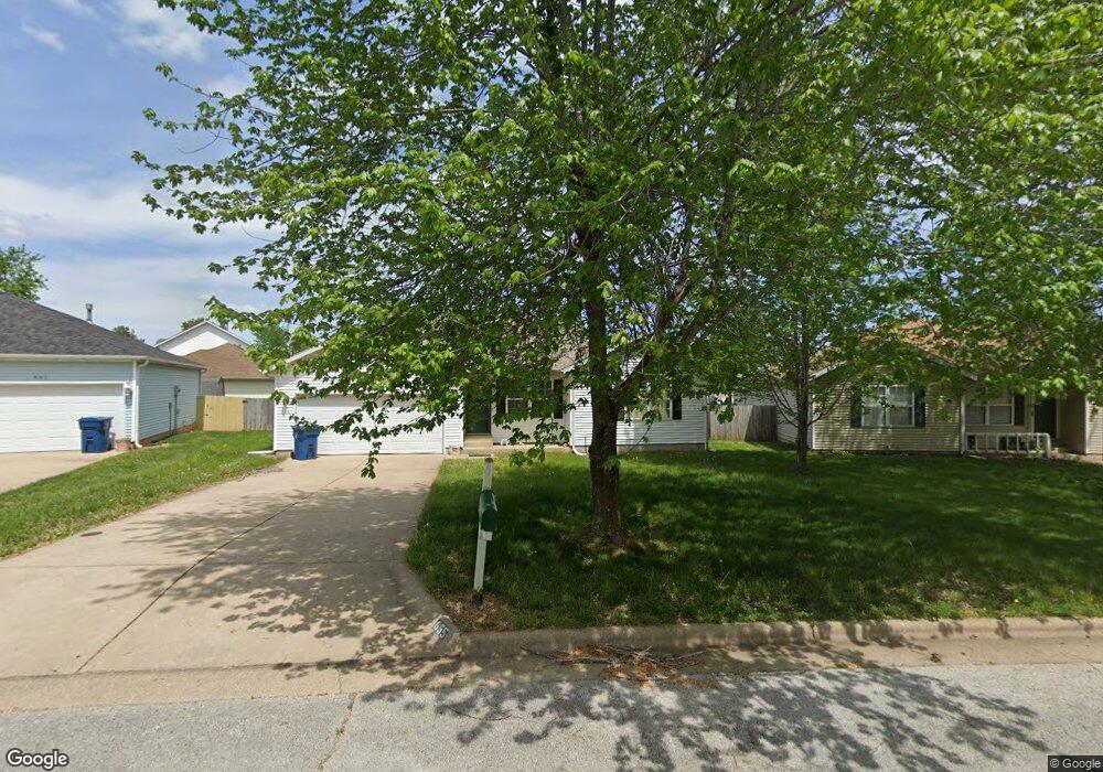 855 W Hickory Nut Ct, Nixa, MO 65714 - photo 1