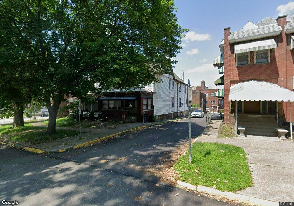 169 Washington Ave, Vandergrift, PA 15690 - photo 1