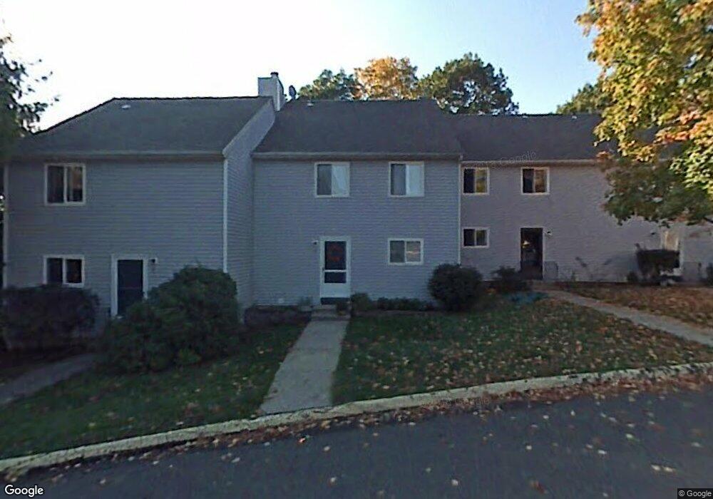 3 Shawnee Ct, Cromwell, CT 06416 - photo 1