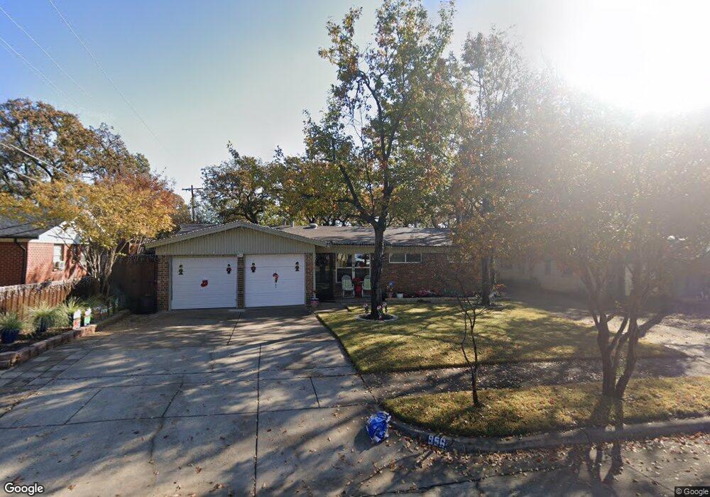 956 Jerry Ln, Bedford, TX 76022 - photo 1