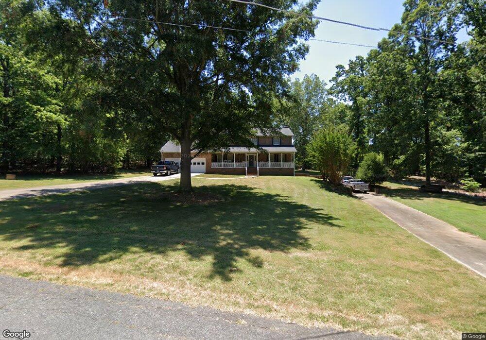 987 Monroe Ave, Asheboro, NC 27205 - photo 1