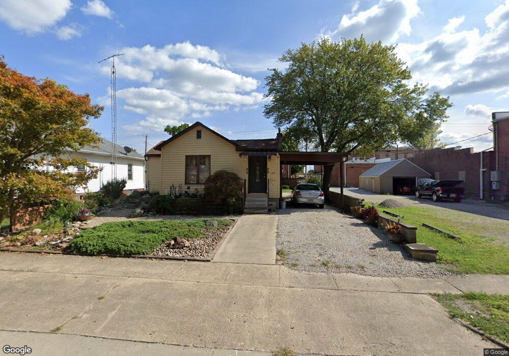 107 E Pembroke St, Tuscola, IL 61953 - photo 1