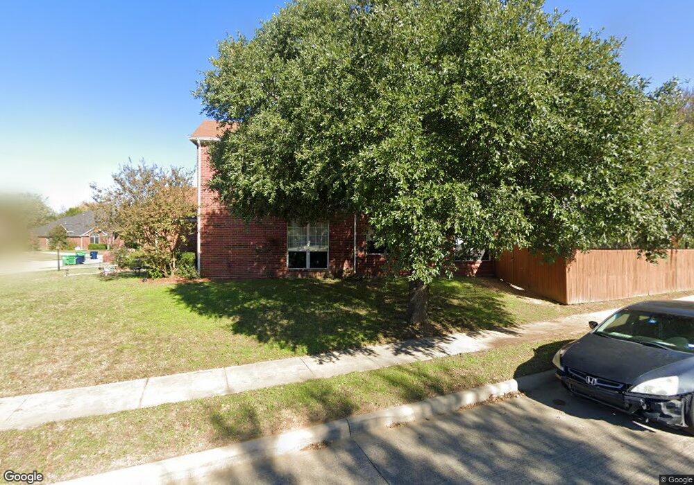 900 Providence St, Denton, TX 76205 - photo 1