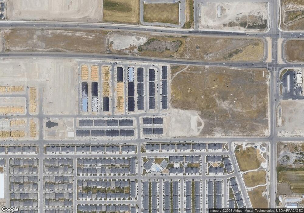 1975 N 3830 W unit 118, Lehi, UT 84043 - photo 1