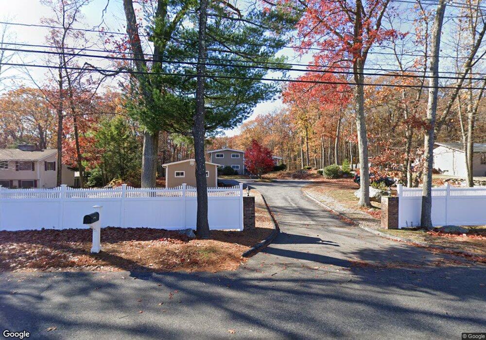 168 Walnut St, Shrewsbury, MA 01545 - photo 1