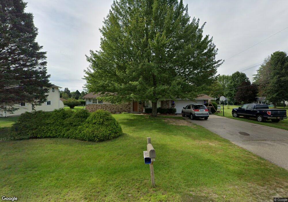 4459 Carson Dr, Port Huron, MI 48060 - photo 1