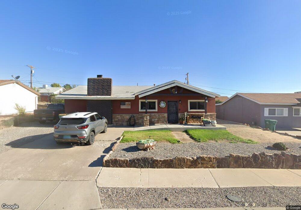 3712 Windsor Dr, Farmington, NM 87402 - photo 1