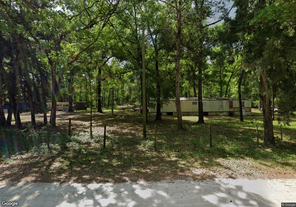 204 SW Iowa Dr, Fort White, FL 32038 - photo 1