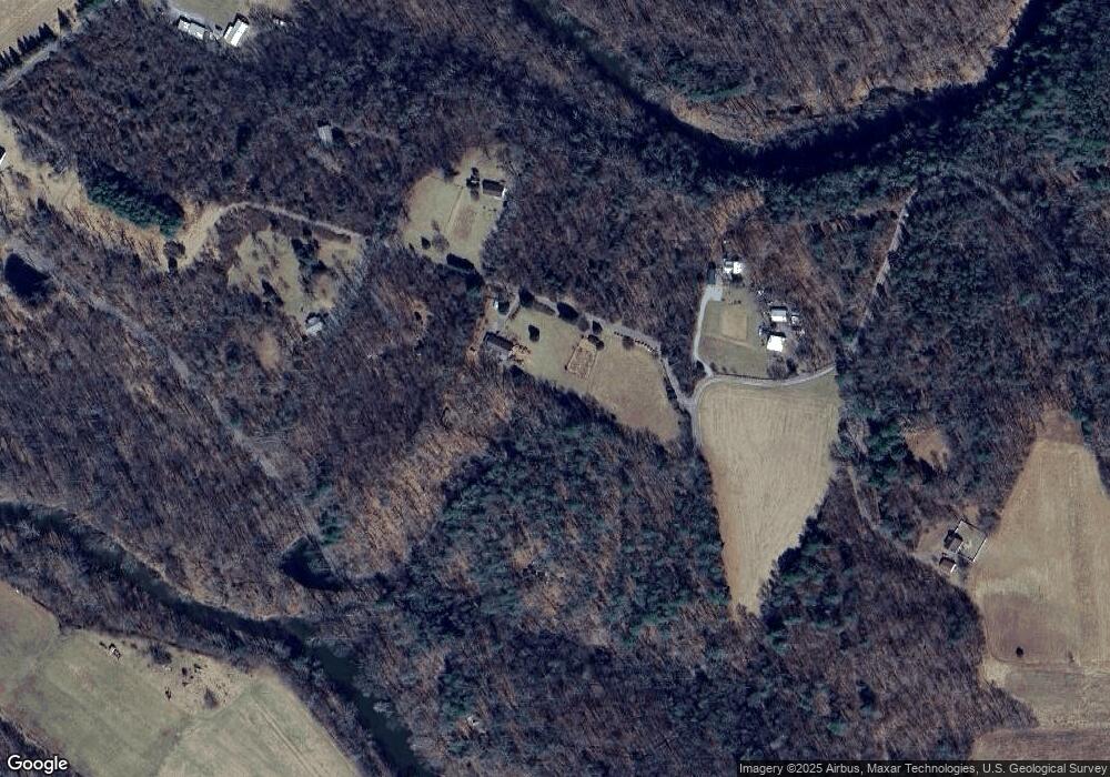 109 Bills Way, Berkeley Springs, WV 25411 - photo 1