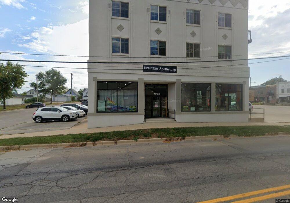 1612 C St SW unit A, Cedar Rapids, IA 52404 - photo 1