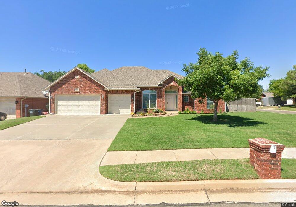 2609 Richland Ave, Edmond, OK 73012 - photo 1