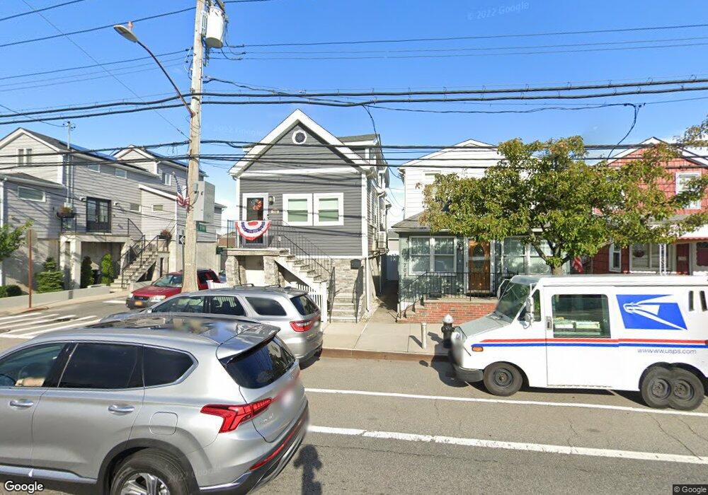 702 Cross Bay Blvd, Broad Channel, NY 11693 - photo 1