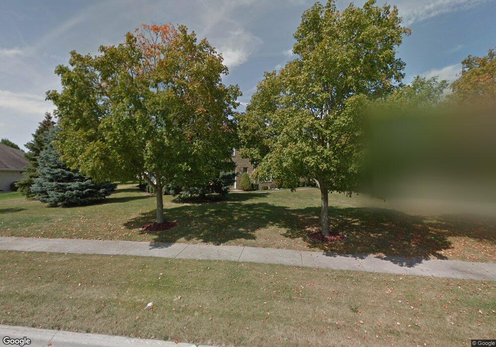 9140 Schillton Dr, Saint John, IN 46373 - photo 1