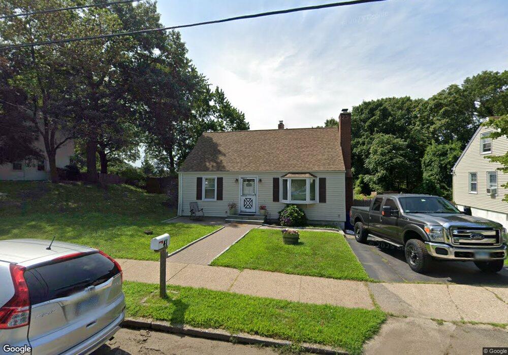 41 Memory Ln, Bridgeport, CT 06606 - photo 1