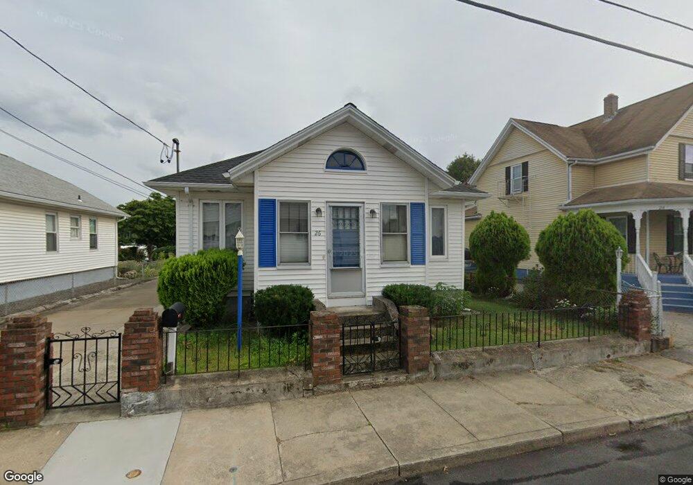 26 Geldard St, Cumberland, RI 02864 - photo 1