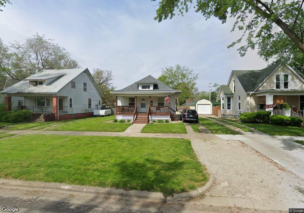 509 N 21st St, Mattoon, IL 61938 - photo 1