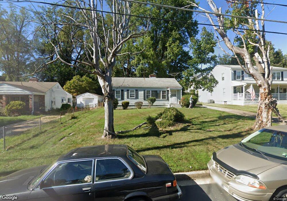 1016 Spruce St, Falls Church, VA 22046 - photo 1