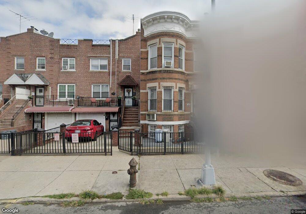 4211 25th Ave unit 2, Astoria, NY 11103 - photo 1