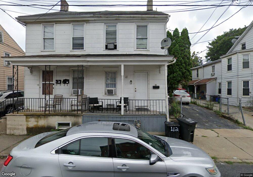 42 E Garrison St, Bethlehem, PA 18018 - photo 1