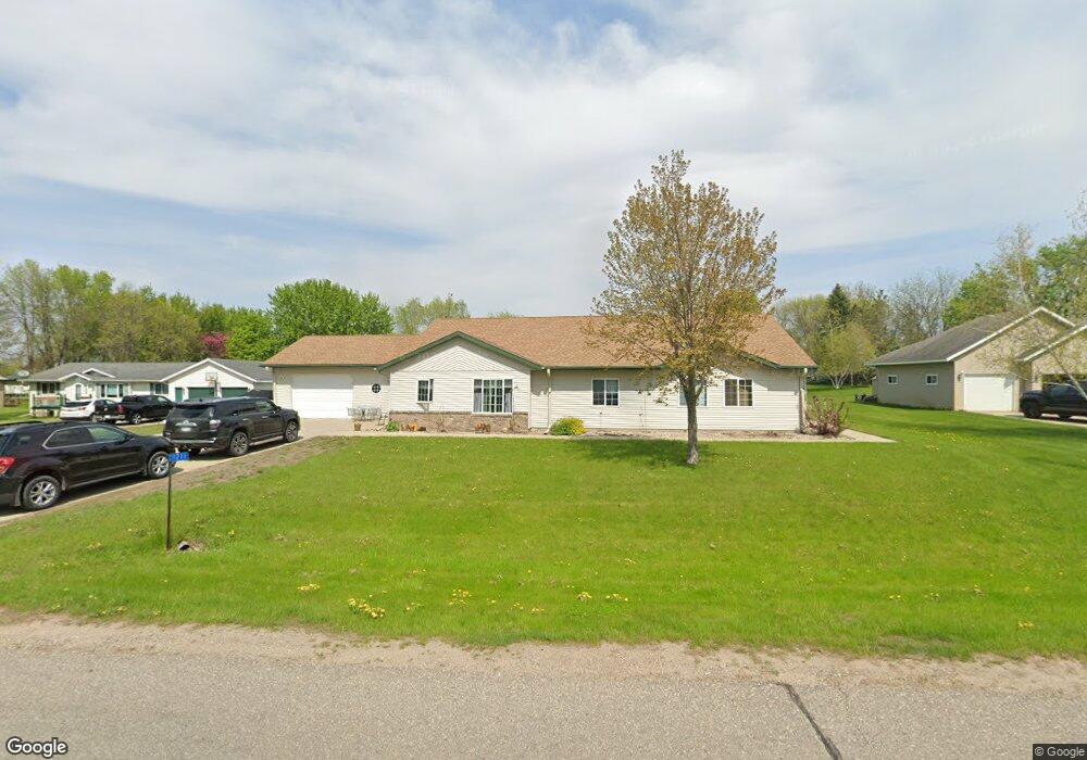 1211 E Lake Geneva Rd NE, Alexandria, MN 56308 - photo 1