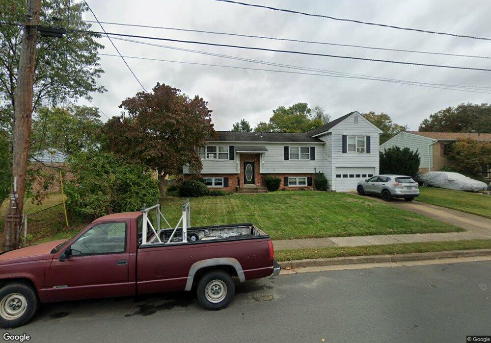 17815 Lyda Ln, Dumfries, VA 22026 - photo 1