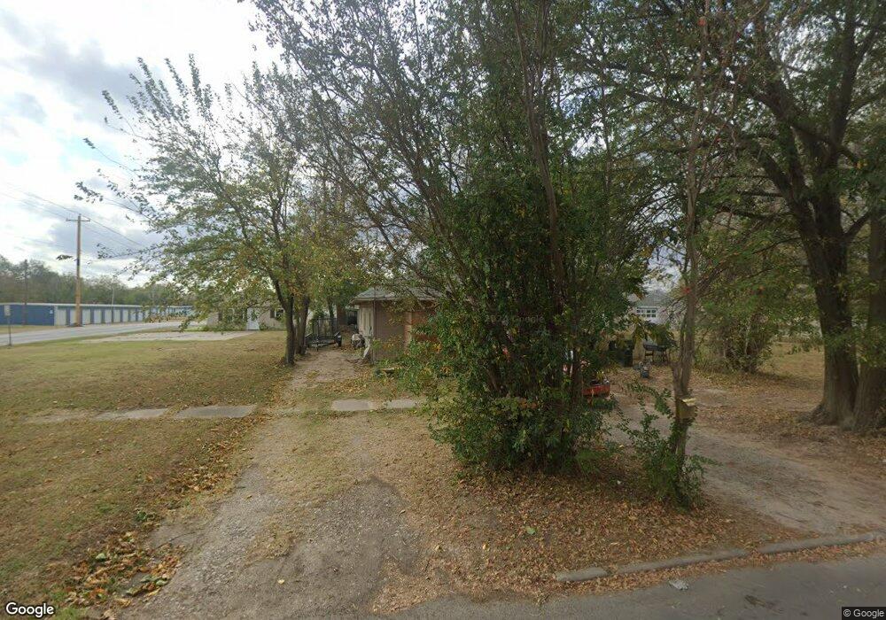 804 W 8th St, Okmulgee, OK 74447 - photo 1