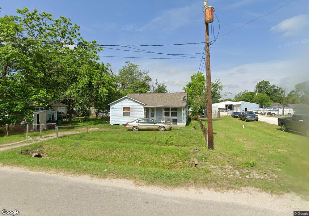 6917 Schuller Rd, Houston, TX 77093 - photo 1