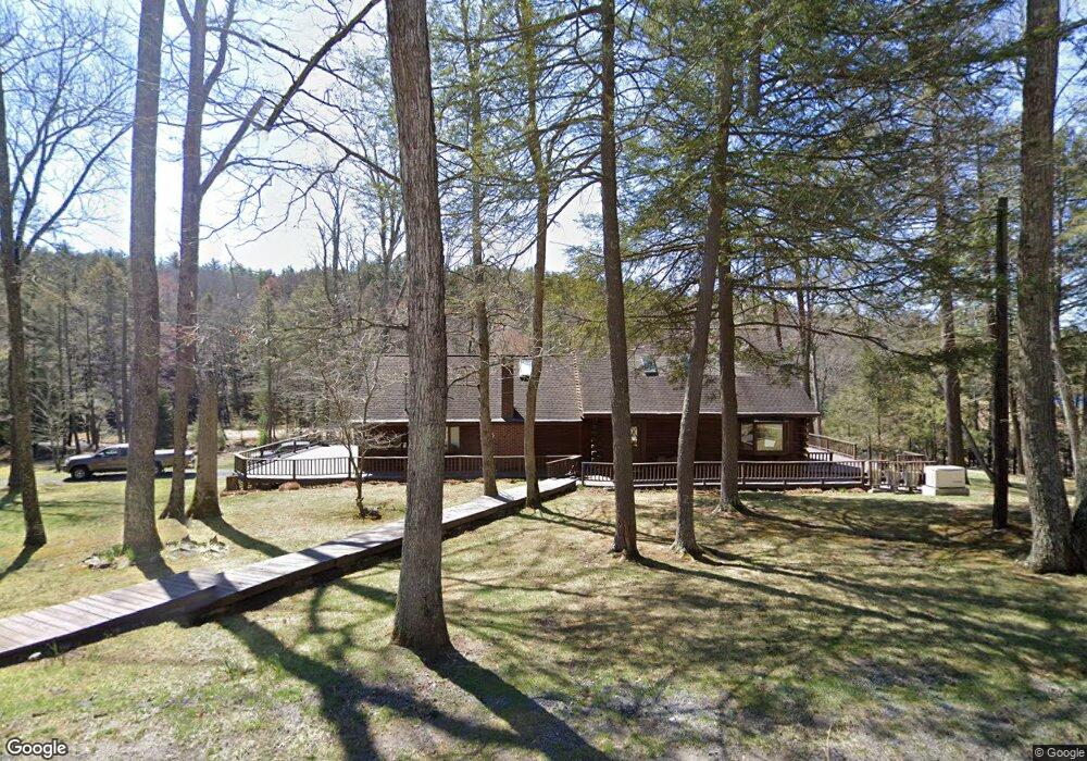 717 Raymondskill Rd, Milford, PA 18337 - photo 1