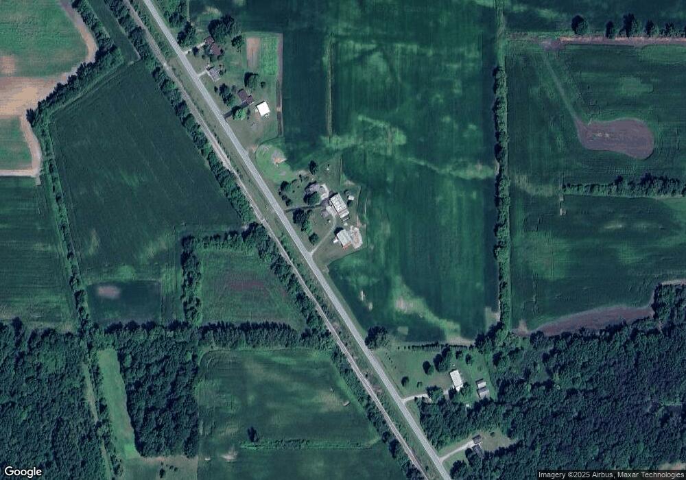 7593 Blackmar Rd, Birch Run, MI 48415 - photo 1