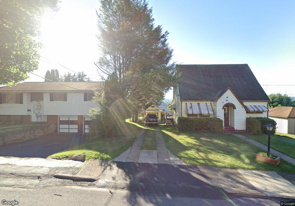 620 1/2 Edith St, Old Forge, PA 18518 - photo 1