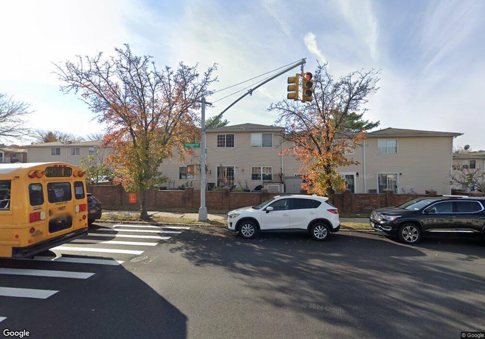 55 Saturn Ln unit 55, Staten Island, NY 10314 - photo 1