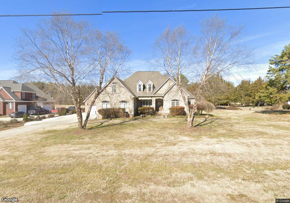 128 Jamestowne Cir, Clover, SC 29710 - photo 1