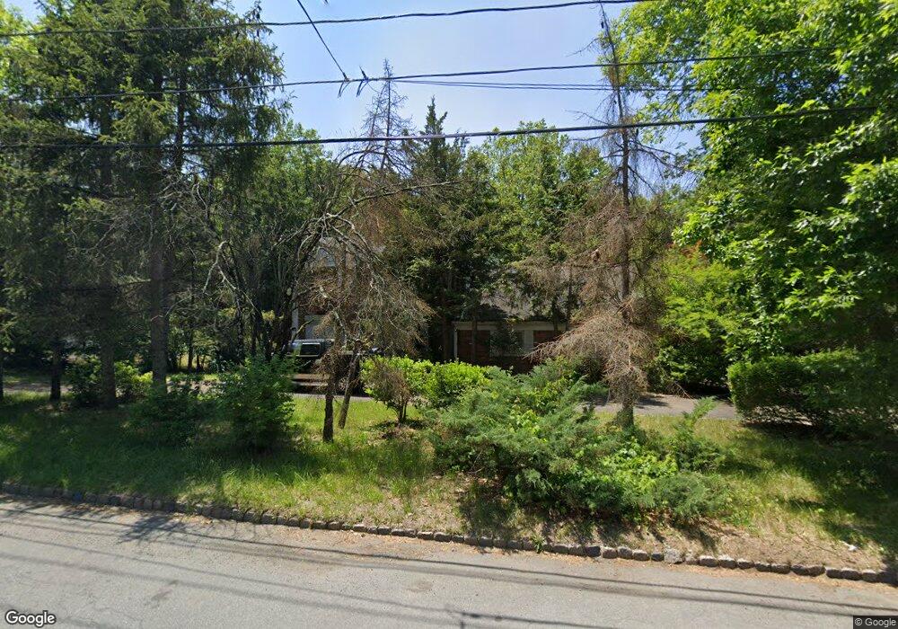 139 Lawrence Dr, Short Hills, NJ 07078 - photo 1