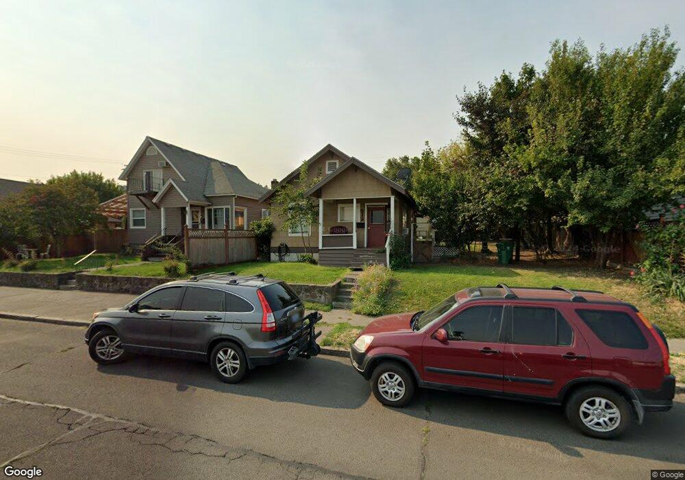 512 E 11th St, the Dalles, OR 97058 - photo 1