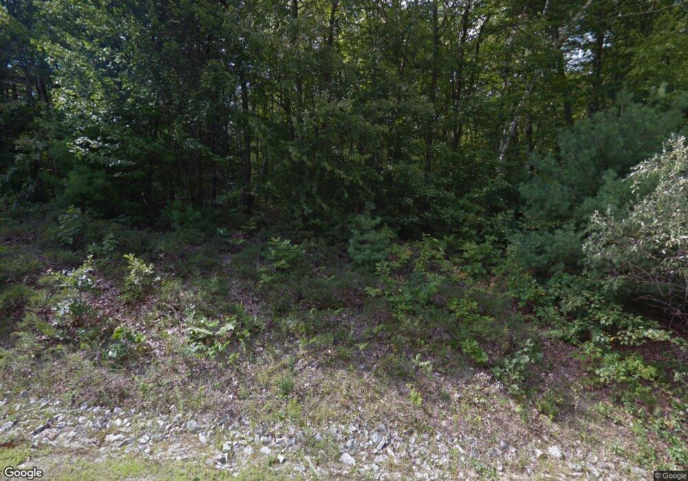 56 Walnut Cir, MerriMacK, NH 03054 - photo 1