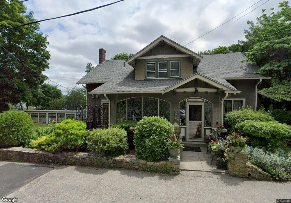 7 Victoria Ave, Worcester, MA 01607 - photo 1