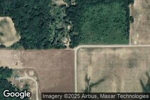 906 E 1150 Ave, Saint Peter, IL 62880