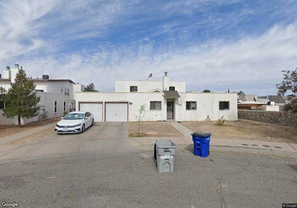 10613 Cuatro Vistas Dr unit A, El Paso, TX 79935 - photo 1