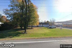 9083 Charles Town Rd, Kearneysville, WV 25430